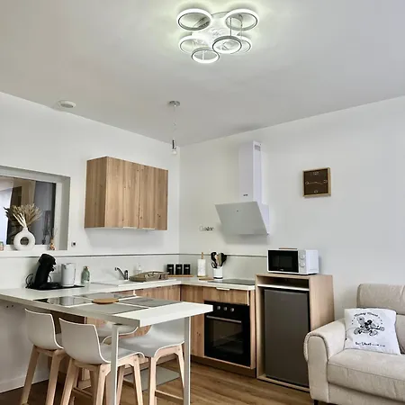 Casa Armando, Beau F2, 2 Places De Parking Clos, Proche Disneyland Apartmán Quincy-Voisins